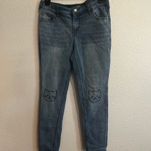 Love, fire cat embroidered‎ jeans